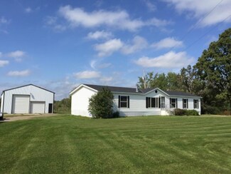 1239 Sherwood St, Braham, MN 55006
