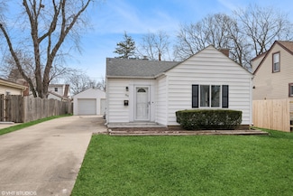 19 N Iowa Ave, Addison, IL 60101