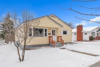 58 Messenger St, Saint Albans, VT 05478