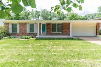 11042 Wylestone Ct, Saint Louis, MO 63126