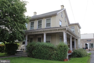 601 W Main St, New Holland, PA 17557