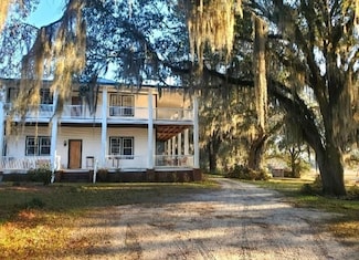 4686 Dunaway Rd, Bascom, FL 32423