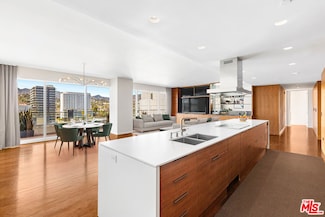 6250 Hollywood Blvd Unit 14D, Los Angeles, CA 90028
