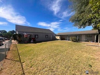 904 S Palm Ave, Yuma, AZ 85364