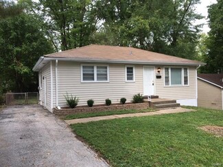 10213 Duke Dr, Saint Louis, MO 63136
