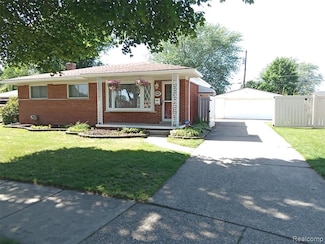 8283 Christine St, Warren, MI 48093
