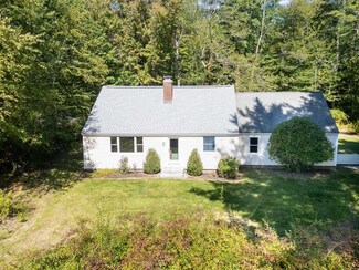 67 North Rd, North Hampton, NH 03862