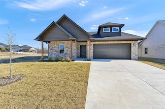 1807 Boxwood Dr, Sherman, TX 75092