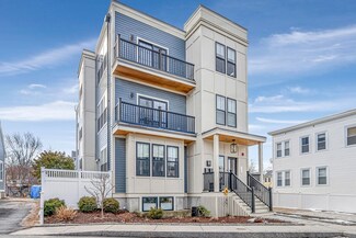 39 Murdock St Unit 3, Somerville, MA 02145
