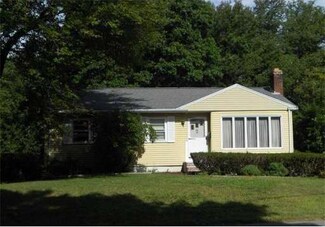 2 Wilshire Dr, Sharon, MA 02067