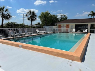 1236 Rio de Janeiro Ave Unit G, Punta Gorda, FL 33983