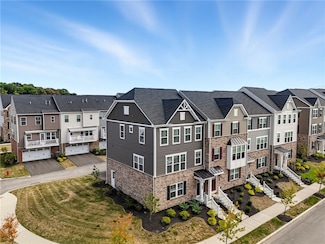 481 Nolan Cir, Cranberry Township, PA 16066