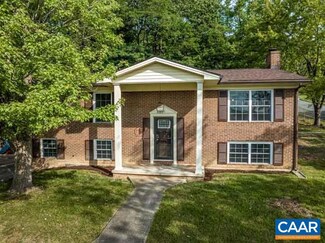 831 Paul St, Staunton, VA 24401