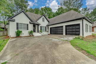 105 Lilac Ct, Madison, MS 39110
