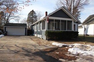 332 Sutherland Ave, Watervliet, MI 49098
