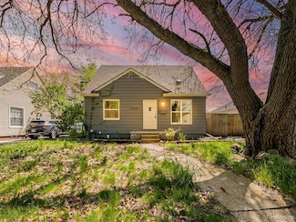 23410 Manistee St, Oak Park, MI 48237