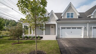 2 Dow Brook Cir Unit 33, Ipswich, MA 01938