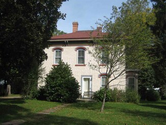 207 5th Ave NW, Waukon, IA 52172