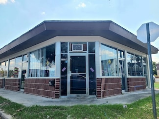 221 N Washington St, Perry, FL 32347