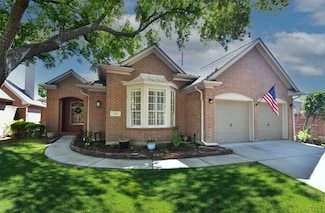 13931 Carriage Walk Ln, Houston, TX 77077