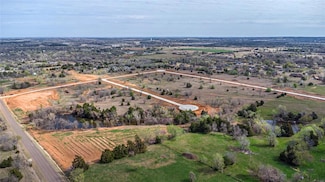 2026 Cattle Creek Dr, Guthrie, OK 73044