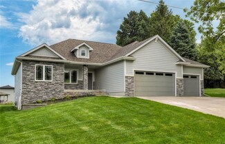 3211 Stanton Ave, Des Moines, IA 50321