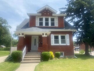 3700 Oakmount Ave, Saint Louis, MO 63121