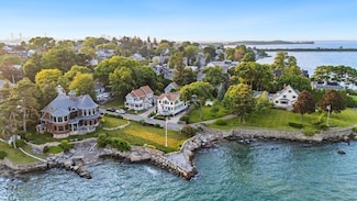 50 Surfside Ln, Quincy, MA 02171