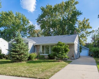 933 E Algonquin Rd, Des Plaines, IL 60016
