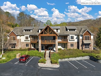 135 Wapiti Way Unit C, Banner Elk, NC 28604