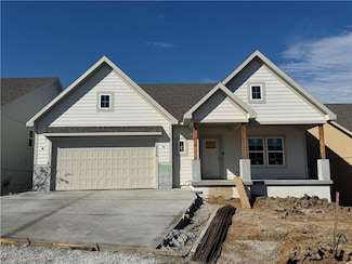 2156 Black Walnut Dr, Liberty, MO 66085