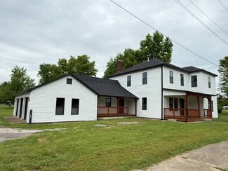 200 E Clover St, Hutsonville, IL 62433