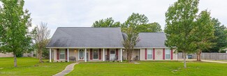2835 Burma Dr, Pearl, MS 39208