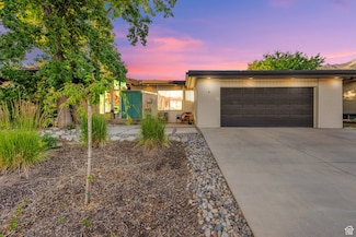 8621 Mount Majestic Rd, Sandy, UT 84093