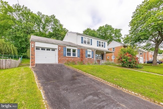 409 Camelot Dr, Brookhaven, PA 19015