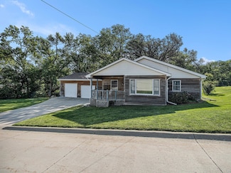 542 Cedar St, Ashland, NE 68003
