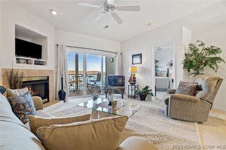 5450 Christopher Ln Unit 212, Osage Beach, MO 65065