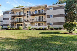 301 E Plainfield Rd Unit 6, La Grange, IL 60525