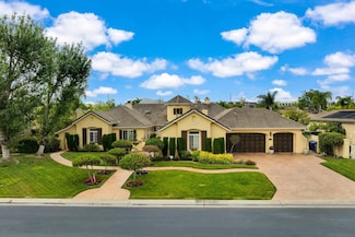 9343 Bernardo Lakes Dr, San Diego, CA 92127