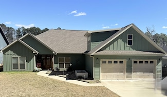 664 Hiram Dr, Bauxite, AR 72011