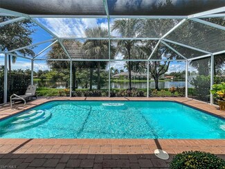 14291 Manchester Dr, Naples, FL 34114