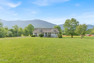 5838 Powell Valley Rd, Big Stone Gap, VA 24219