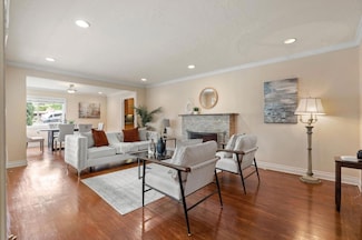 2401 Casa Way, Walnut Creek, CA 94597