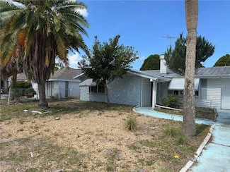 9741 Scenic Dr, Port Richey, FL 34668