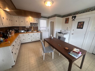 543 Broadway Unit 2, Somerville, MA 02145