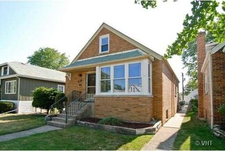 4015 Scoville Ave, Berwyn, IL 60402