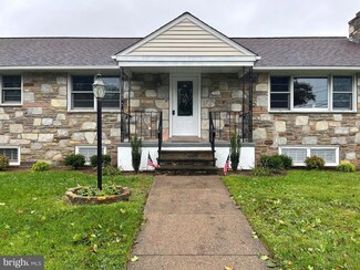 500 W Glenside Ave, Glenside, PA 19038