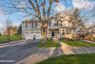 823 Herbertsville Rd, Brick, NJ 08724