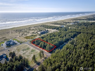 15606 J Place, Long Beach, WA 98631