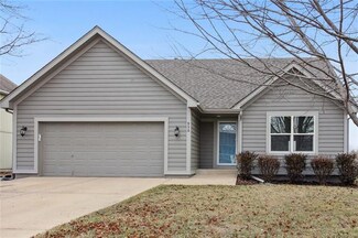 956 Pumpkin Ridge St, Gardner, KS 66030